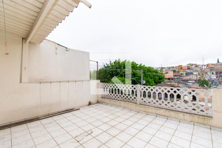 Casa para alugar com 68m², 2 quartos e 1 vagaQuintal