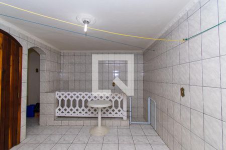 Casa para alugar com 68m², 2 quartos e 1 vagaÁrea de Serviço