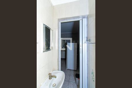 Casa para alugar com 68m², 2 quartos e 1 vagaBanheiro 2