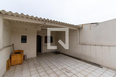 Casa para alugar com 68m², 2 quartos e 1 vagaQuintal