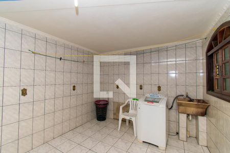 Casa para alugar com 68m², 2 quartos e 1 vagaÁrea de Serviço
