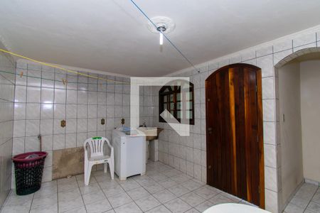 Casa para alugar com 68m², 2 quartos e 1 vagaÁrea de Serviço