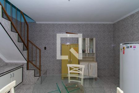 Sala de casa para alugar com 2 quartos, 68m² em Parque São Rafael, São Paulo