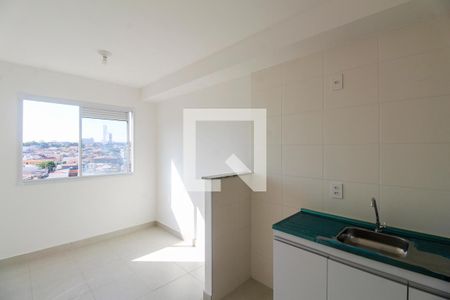Sala/Cozinha de apartamento para alugar com 1 quarto, 32m² em Vila Prudente, São Paulo