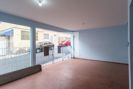 Casa à venda com 180m², 3 quartos e 2 vagasGaragem