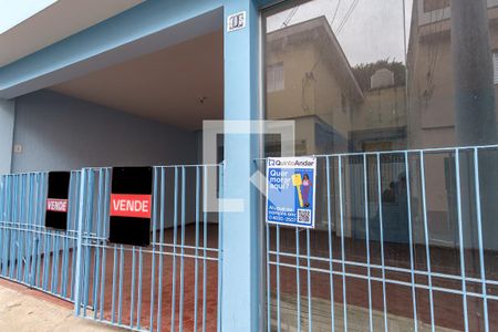 Casa à venda com 180m², 3 quartos e 2 vagasPlaca