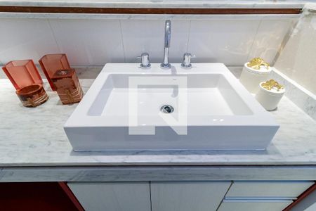 Apartamento para alugar com 96m², 2 quartos e 1 vagaSuíte 2 - Banheiro