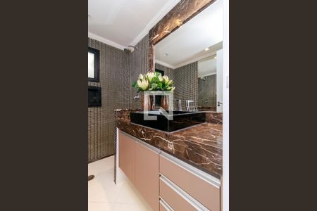 Apartamento para alugar com 96m², 2 quartos e 1 vagaSuíte - Banheiro