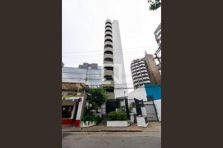Apartamento para alugar com 96m², 2 quartos e 1 vagaFachada