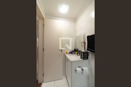 Apartamento à venda com 73m², 3 quartos e 2 vagas Apartamento à venda com 73m², 3 quartos e 2 vagasBanheiro da Suíte