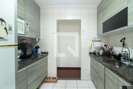 Apartamento à venda com 73m², 3 quartos e 2 vagas Apartamento à venda com 73m², 3 quartos e 2 vagasCozinha