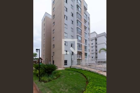 Apartamento à venda com 73m², 3 quartos e 2 vagas Apartamento à venda com 73m², 3 quartos e 2 vagasÁrea externa