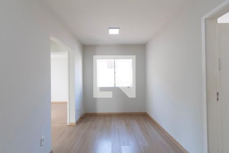 Sala  de apartamento para alugar com 2 quartos, 48m² em Parque Manchester, Sorocaba