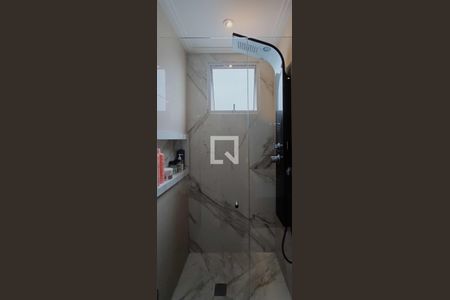 Apartamento para alugar com 70m², 2 quartos e 2 vagas Apartamento para alugar com 70m², 2 quartos e 2 vagasBanheiro