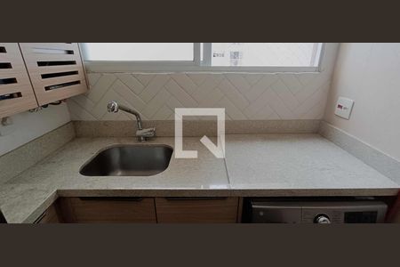 Apartamento para alugar com 70m², 2 quartos e 2 vagas Apartamento para alugar com 70m², 2 quartos e 2 vagasCozinha