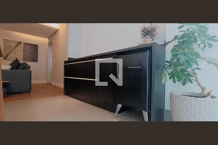 Apartamento para alugar com 70m², 2 quartos e 2 vagas Apartamento para alugar com 70m², 2 quartos e 2 vagasVaranda