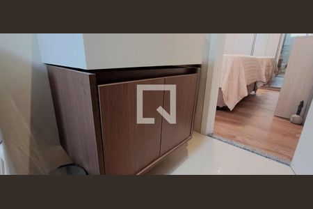 Apartamento para alugar com 70m², 2 quartos e 2 vagas Apartamento para alugar com 70m², 2 quartos e 2 vagasBanheiro