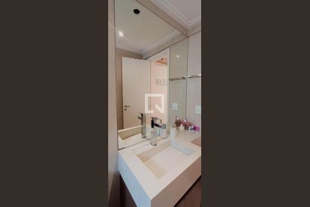 Apartamento para alugar com 70m², 2 quartos e 2 vagas Apartamento para alugar com 70m², 2 quartos e 2 vagasBanheiro