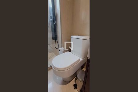 Apartamento para alugar com 70m², 2 quartos e 2 vagas Apartamento para alugar com 70m², 2 quartos e 2 vagasBanheiro