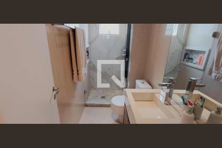 Apartamento para alugar com 70m², 2 quartos e 2 vagas Apartamento para alugar com 70m², 2 quartos e 2 vagasBanheiro