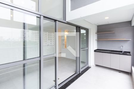 Varanda  de apartamento à venda com 1 quarto, 69m² em Indianópolis, São Paulo