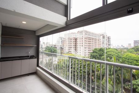 Varanda  de apartamento à venda com 1 quarto, 69m² em Indianópolis, São Paulo