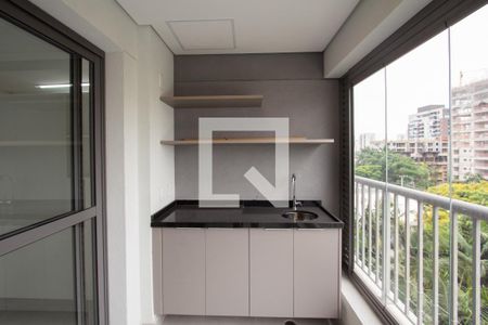 Varanda  de apartamento à venda com 1 quarto, 69m² em Indianópolis, São Paulo