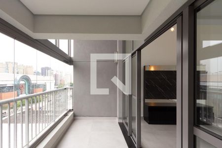 Varanda  de apartamento à venda com 1 quarto, 69m² em Indianópolis, São Paulo