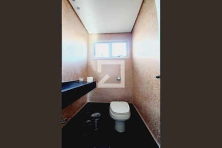 Lavabo  de apartamento à venda com 3 quartos, 140m² em Cambuí, Campinas