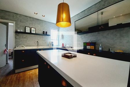 Apartamento à venda com 140m², 3 quartos e 2 vagasCozinha 