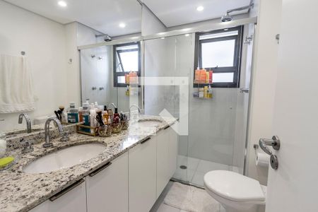 Apartamento à venda com 150m², 3 quartos e 2 vagasBanheiro Quarto 2