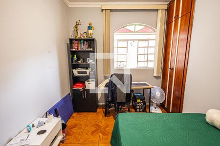 Casa para alugar com 78m², 2 quartos e 2 vagasQuarto 2