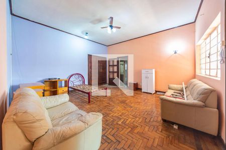 Sala de casa à venda com 3 quartos, 374m² em Vila Helena, Santo André