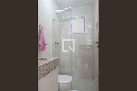 Banheiro de apartamento para alugar com 2 quartos, 45m² em Chora Menino, São Paulo