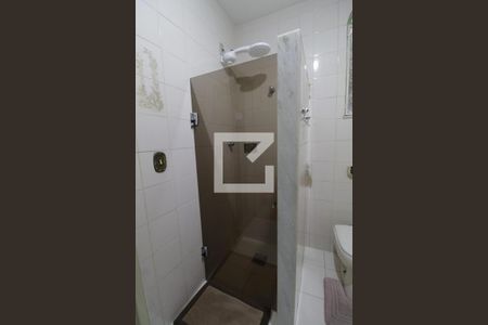 Casa à venda com 367m², 5 quartos e 6 vagasBanheiro Social