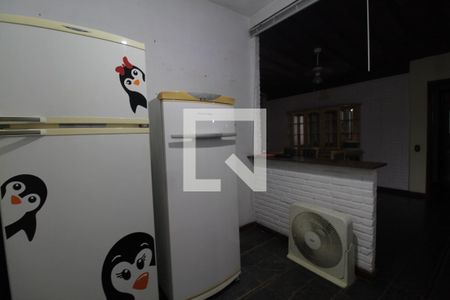 Casa à venda com 367m², 5 quartos e 6 vagasCozinha/Anexo