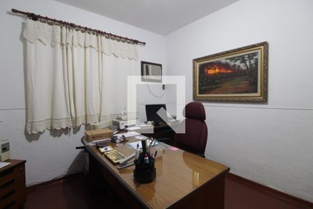 Casa à venda com 367m², 5 quartos e 6 vagasQuarto 1