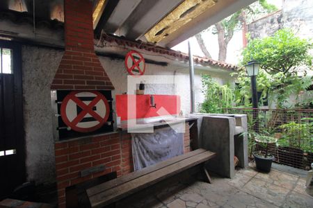 Casa para alugar com 60m², 2 quartos e 1 vagaChurrasqueira