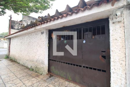 Casa para alugar com 60m², 2 quartos e 1 vagaFachada