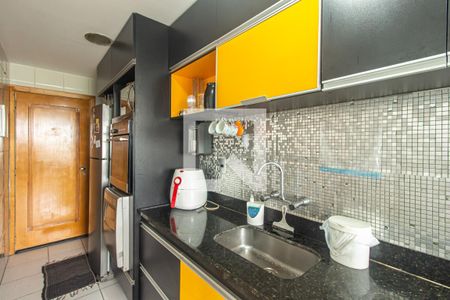 Apartamento à venda com 94m², 3 quartos e 1 vaga Apartamento à venda com 94m², 3 quartos e 1 vagaCozinha