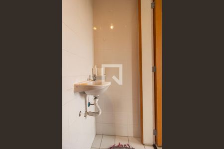 Apartamento à venda com 94m², 3 quartos e 1 vaga Apartamento à venda com 94m², 3 quartos e 1 vagaBanheiro da Suíte 2
