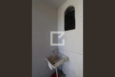 Casa para alugar com 80m², 2 quartos e 1 vagaÁrea de Serviço