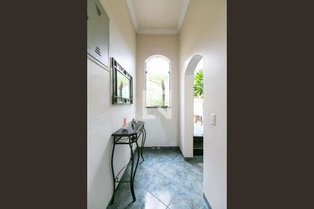 Casa para alugar com 390m², 3 quartos e 6 vagasHall