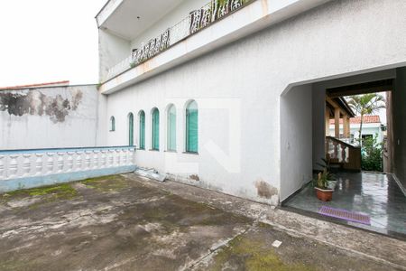 Casa para alugar com 390m², 3 quartos e 6 vagasÁrea Externa 