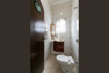 Casa para alugar com 390m², 3 quartos e 6 vagasLavabo 