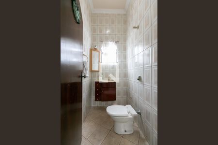 Casa para alugar com 390m², 3 quartos e 6 vagasLavabo 