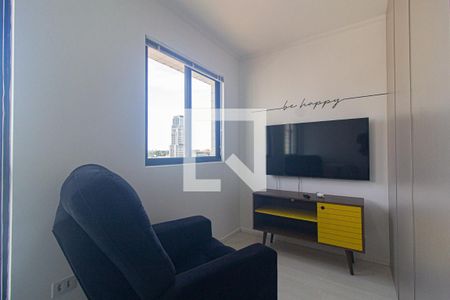 Sala de kitnet/studio para alugar com 1 quarto, 27m² em Centro, Curitiba