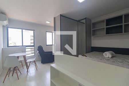 Studio de kitnet/studio para alugar com 1 quarto, 27m² em Centro, Curitiba