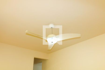 Sala de casa para alugar com 1 quarto, 56m² em Piedade, Rio de Janeiro