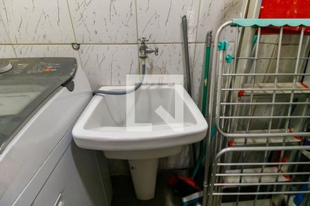 Casa à venda com 210m², 4 quartos e 2 vagasDetalhe da area de serviço